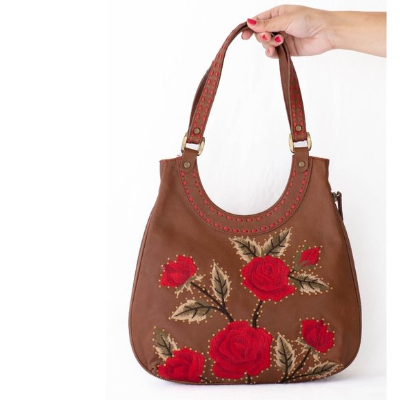 Isabella Fiore Handbags - Isabella Fiore Vintage Y2K Western Floral Embroidered Rambling Rose Boho Handbag
